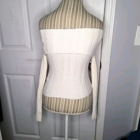 Zara off the shoulders long sleeve top - Picture 5 of 7